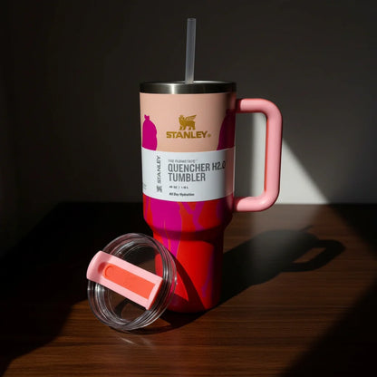 Stanley x Barbie 60s Twist N Turn Quencher 40oz Retro Glam Tumbler – Euromosh
